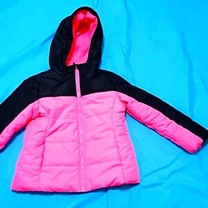 Hot pink and black puffer hoodie. Girls Sz 4-5